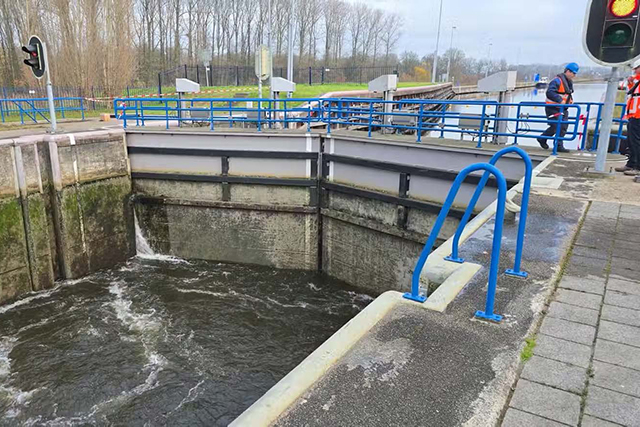 Samenwerking partners herstel sluis Schijndel [bron Rijkswaterstaat] - Van Zelst Aandrijftechniek