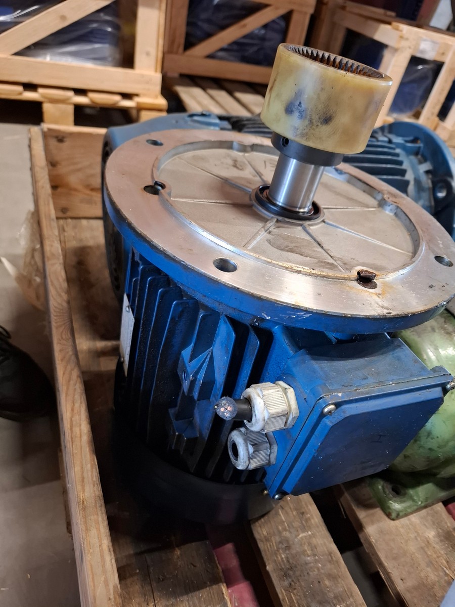M.D. MOTORS | MS132S-4