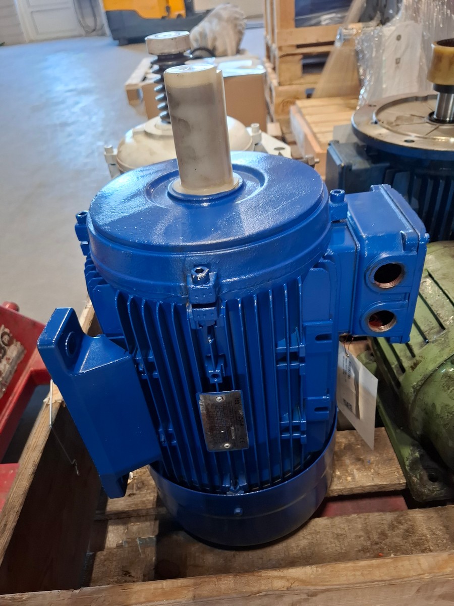 HOYER | HMA2-132M1-8