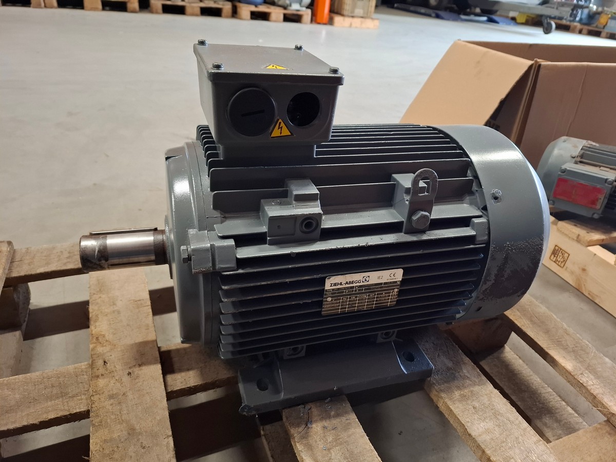 ZIEHL-ABEGG | ZAH 132M-4/HE