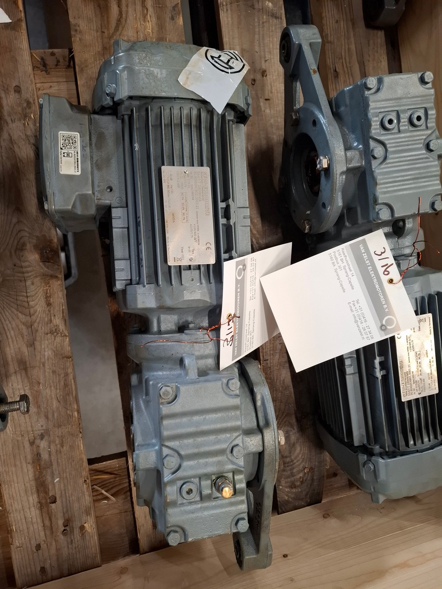 SEW | SA47/T DRN80M4