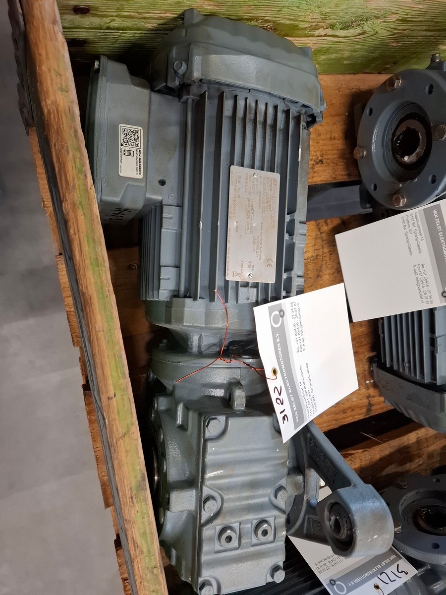 SEW | SA47/T DRN80M4